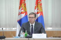 aleksandar vucic ivica dacic konferencija novinari smeh izjava 