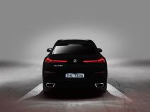 bmw x6 auto vantablack najcrnja boja na svetu