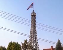 srbin napravio ajfelov toranj dvoriste kuce