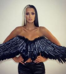 lena colak dekolte grudi instagram foto