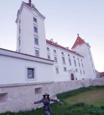 pevaci i pevacice kuće jelena karleuša,katarina grujić, marta savić gde zive vile, dvorci, bazeni