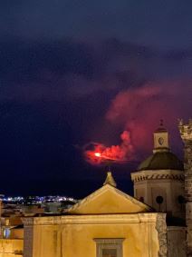 vulkan etna erupcija foto video snimak