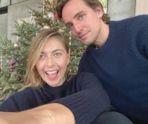 OSTAVILA VUJAČIĆA PRED OLTAROM, PA REKLA DA MILIONERU: Marija Šarapova se udaje za tatinog sina - evo kakav je frajer!