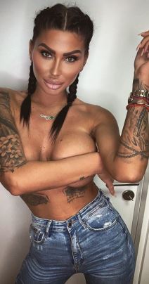 tijana ajfon grudi starleta pozira toples