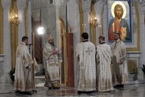 bozic obicaji ponocna liturgija hram svetog save ceca raznatovic vernivi fotografije