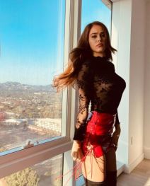 Janet Garsija u kupaćem