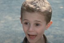 zivot je lep film decak glumac gde je sad