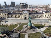 spomenik stefan nemanja ostecen muskrac otkinuo krst