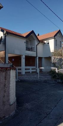 vila sloga u bijeloj zdravko krivokapic foto