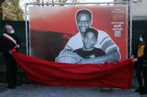 kobi brajant godisnjica smrti italija trg fotografije