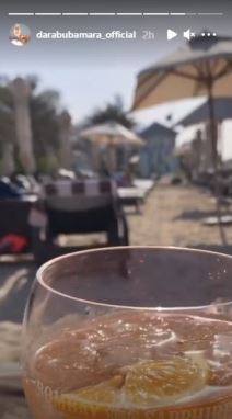 dara bubamara seksi bikini odmor mladji decko luksuz