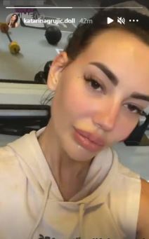 kaca grujic u teretani pokazala misice