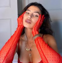 nikol vilijams inglis crveni ves foto