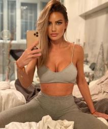 ivana stamenkovic sindi zgodna telo kupaci seks bomba