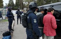 migranti akcija policije beograd mup prihvatni centri video