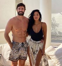 Nikol Šercinger u bikiniju