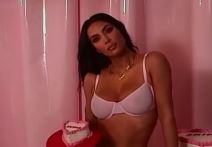 kardasijan kendal dzener u gacama foto, video