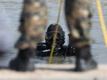 splav freestyler, pretres, policija, ronilac, ronioci 026.jpeg