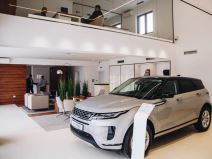 British Motors Zapad Cacak Jaguar Land Rover prodajno-servisni centar