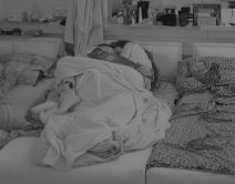 tara simov nenad aleksic sa prvi poljubac veza zadruga video