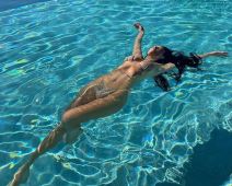 Kortni Kardašijan guza