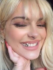 Stjuardesa otkrila pravi razloz zašto su Bibi Reksu odbili na let dok je pričala albanski