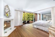 Pamela uhvatila Džeka Nikolsona u trojci