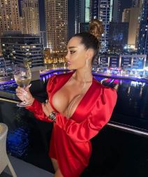 Ana Korać pre plastičnih operacija