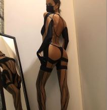 irina sajk u donjem vesu foto