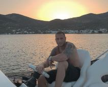 tom henks sin cet devojka kijana parker prijavila za zlostavljanje video