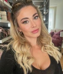 dzan jaman can yaman turski glumac sanjalica lepotan zavodnik veza ljubavni zivot