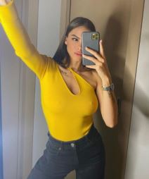 viki odincova gola foto