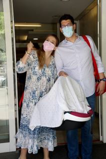 nina jankovic izasla iz porodilista foto