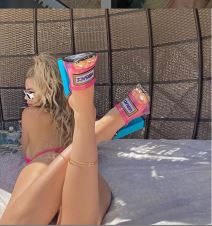 Flojd Mejveder kupio sat od 18 miliona dolara