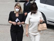 ceca raznatovic revakcinacija stajling torba sat foto