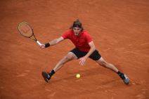 novak djokovic stefanos cicipas rim cetvrtfinale uzivo prenos sport klub livestream