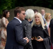 Posmrtni ostaci Bate Živojinovića se premeštaju iz Aleje u Koraćicu