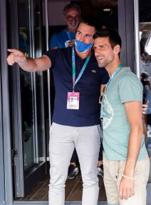 novak djokovic iznenadjenje rodjendan poklon torta beograd turnir