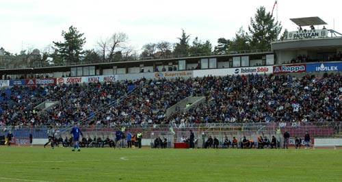 Da li se renovira stadion FK Partizan?