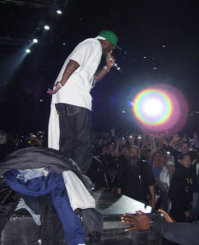 Dafni Džoj tvrdi da je 50 Cent tukao i silovao