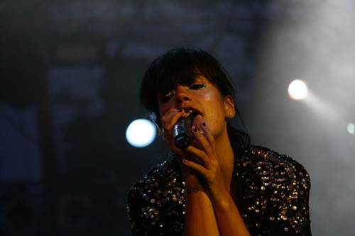 Traumatičan život Lili Alen koja je sa 14 spavala sa očevim prijateljem