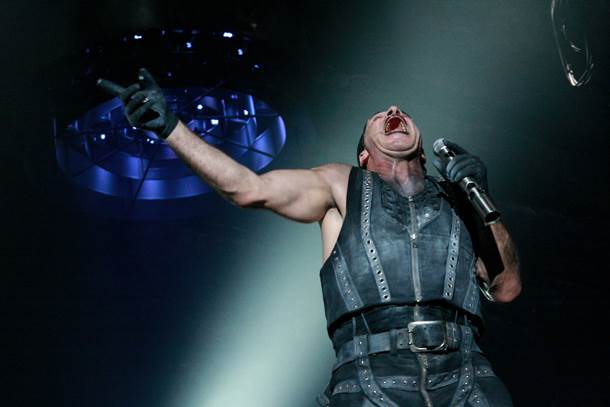 Ramštajn tužio Sašu Popovića i Grand produkciju