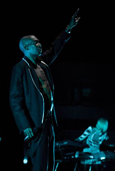 Faithless preminuo pevač