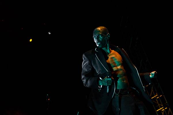 Faithless preminuo pevač