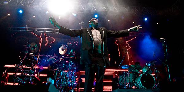 Faithless preminuo pevač