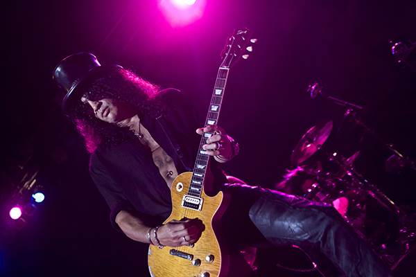 Istina o Dejvidu Bouviju, čuvao urin u frižideru i imao trojku sa devojčicom od 16