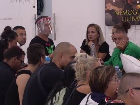 kristijan golubovic zena ivana ga zakljucala