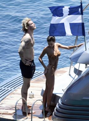Loris Karijus se nabildovao