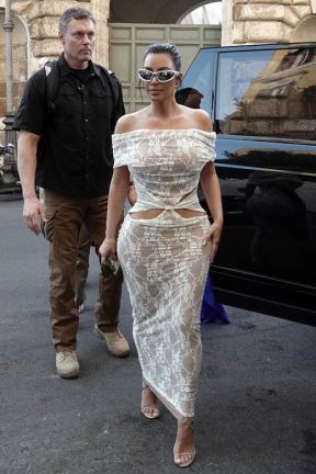 Kim Kardašijan nosi pelene da ne bi išla u wc