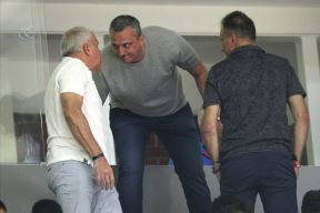 zeljko obradovic dejan radonjic pozdrav u hali